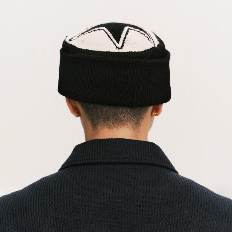 Flat beanie – Black | PLATEAU STUDIO
