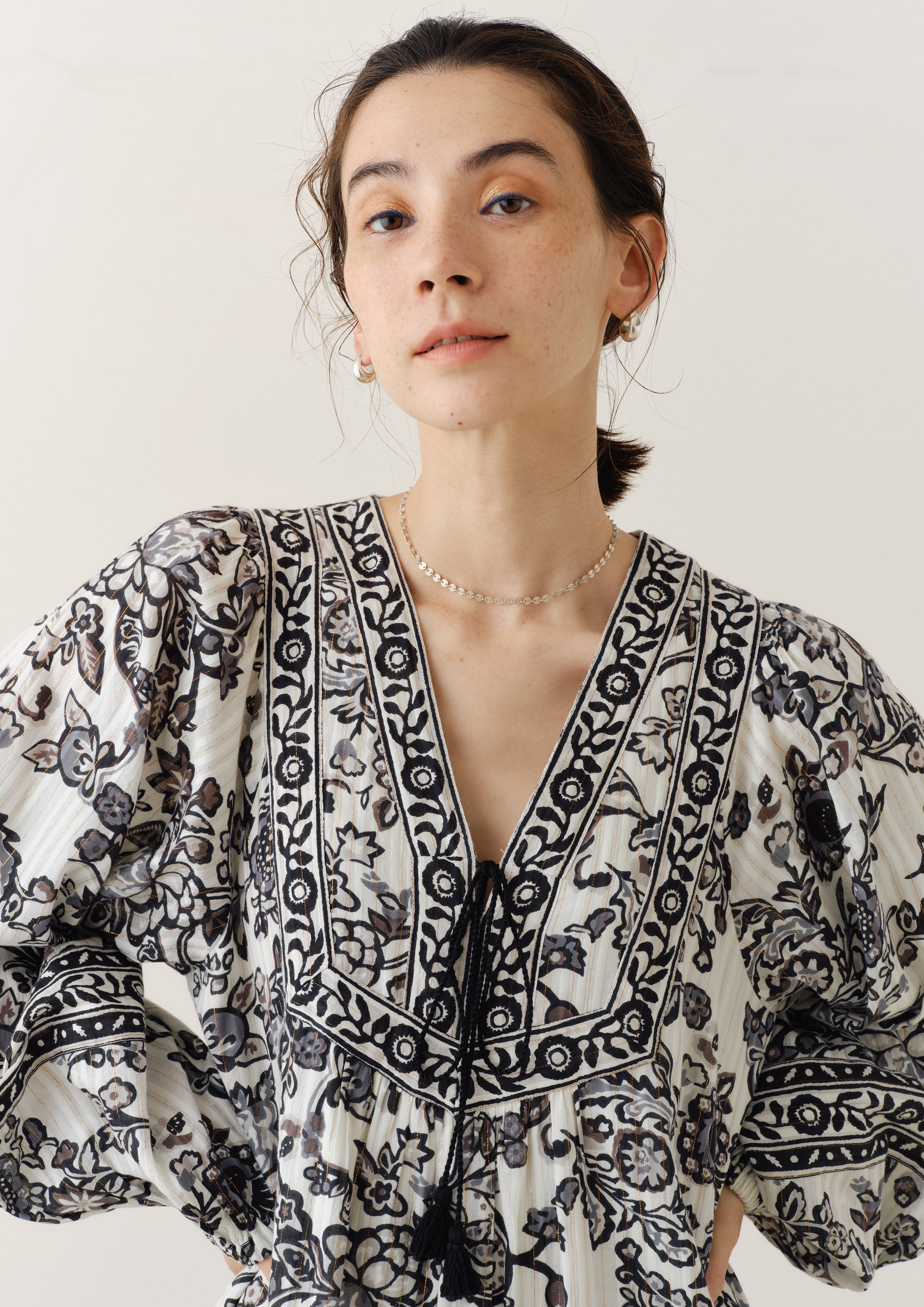 Paisley Flower Print Dress | Color_Black | No_020461SB1_Black【SARA MALLIKA_サラマリカ】