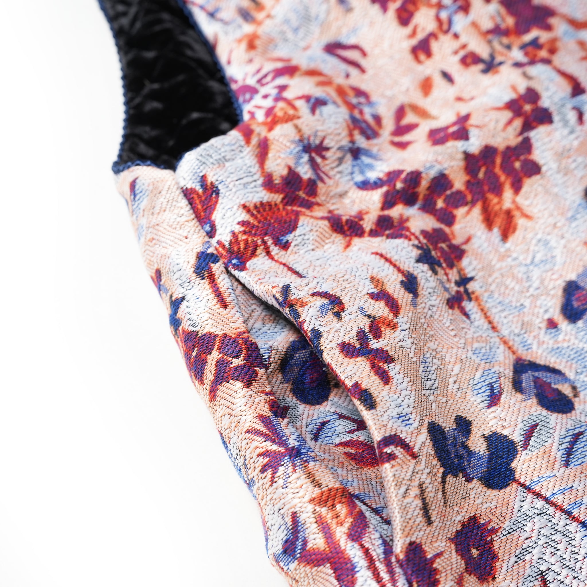 REVERSIBLE JQ VEST | WHYTO