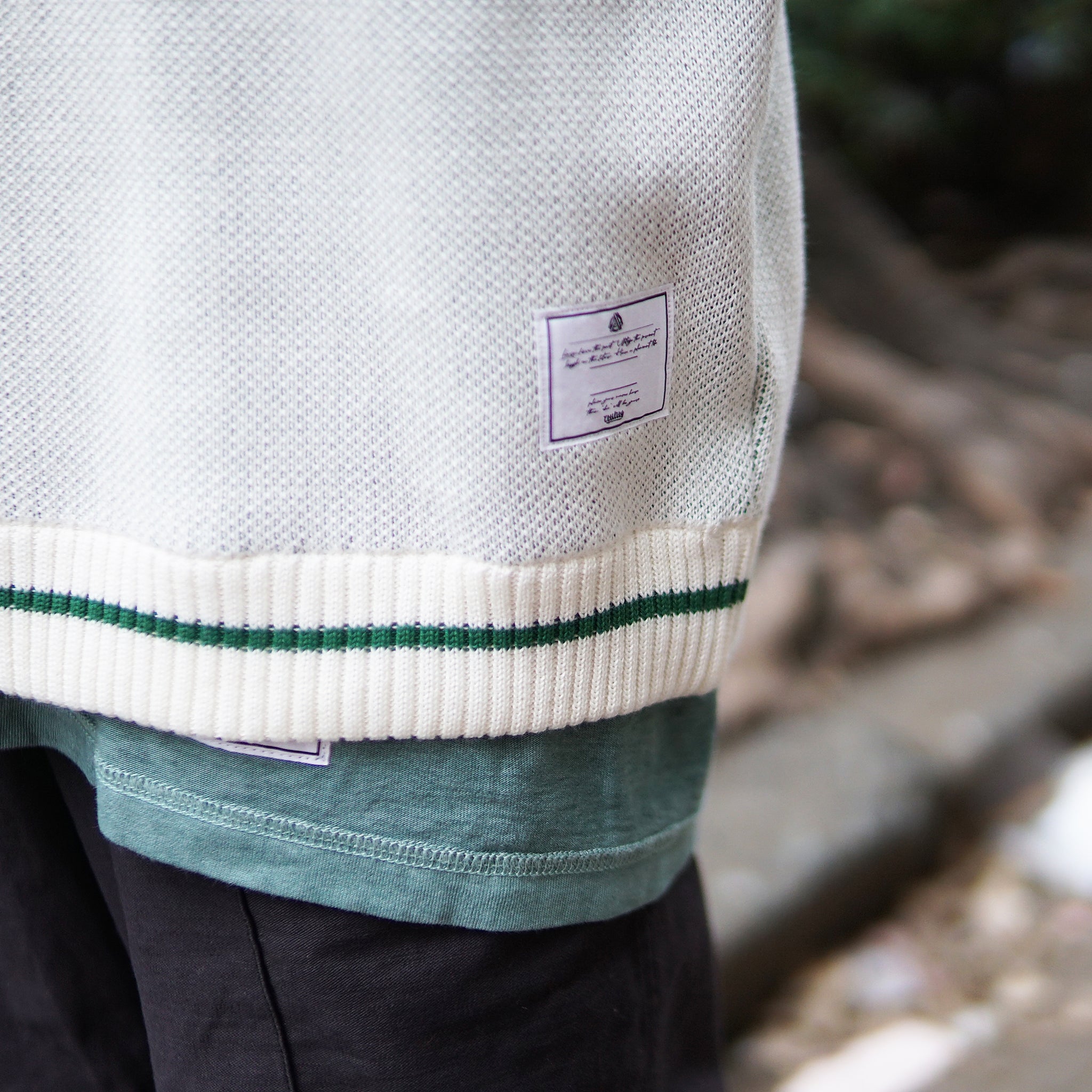 No:efcp-11 | Name:l u logo knit vest| Color:Off White/Ultra Marin/Blac