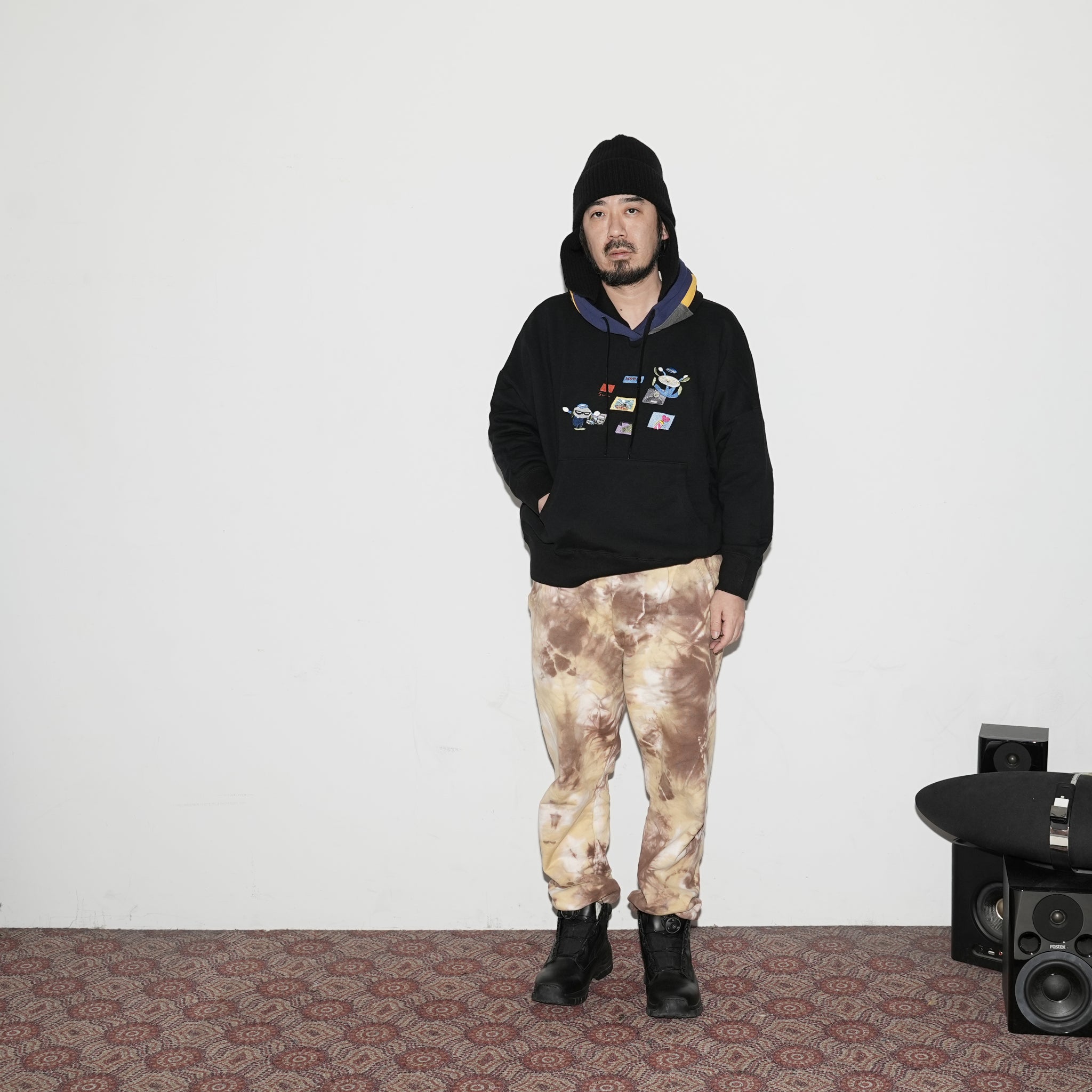 bsdodd-03_b | City Scenery Embroidery Hoodie | Color:Black【BEDSIDEDRAMA_ベッドサイドドラマ】