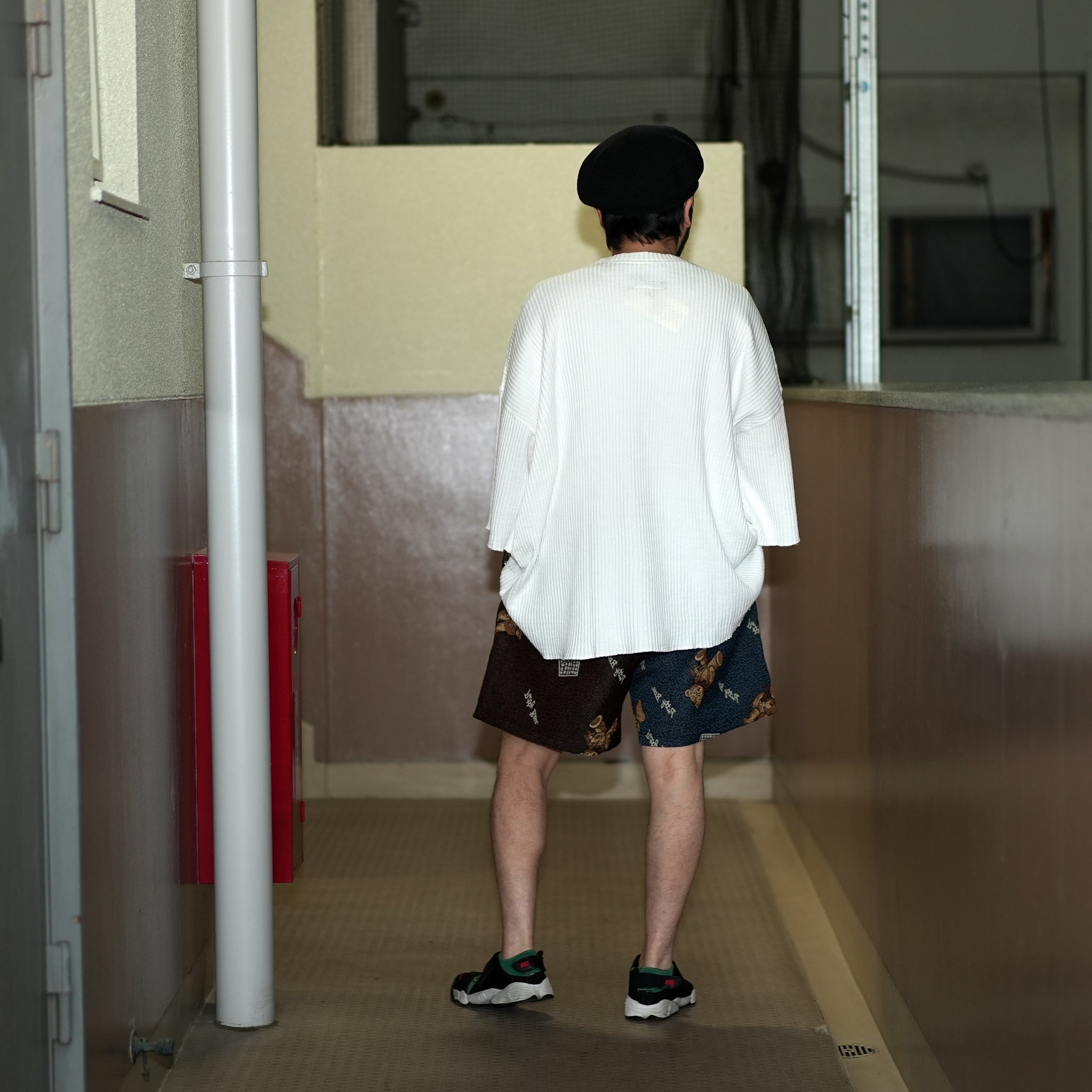 No:M31752 | Name:Thermal Cut Off Edges S/S | Color:Cream/Black【MONITALY_モニタリー】【archive】