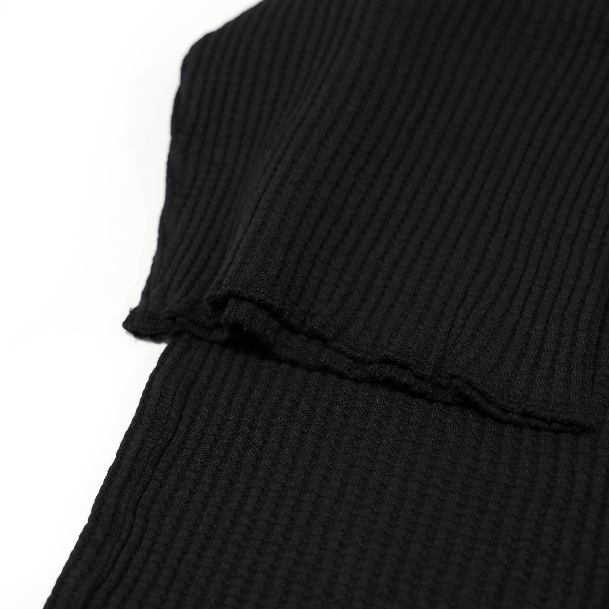 No:M31752 | Name:Thermal Cut Off Edges S/S | Color:Cream/Black【MONITALY_モニタリー】【archive】