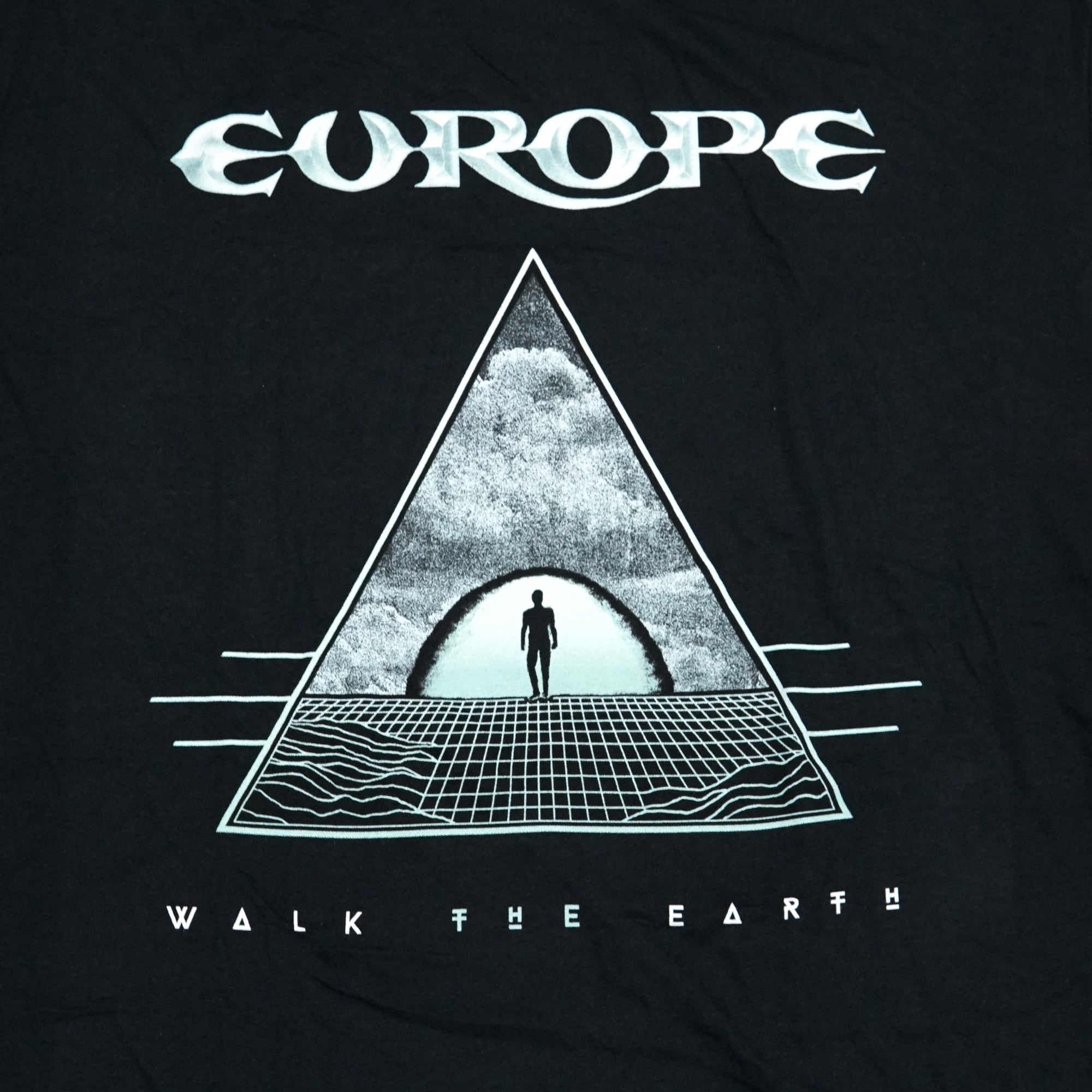 No:EURTS02MB | Artist:Europe | Name:Walk The Earth | Color:Black | Size:L/1XL【ROCK OFF】【ネコポス選択可能】