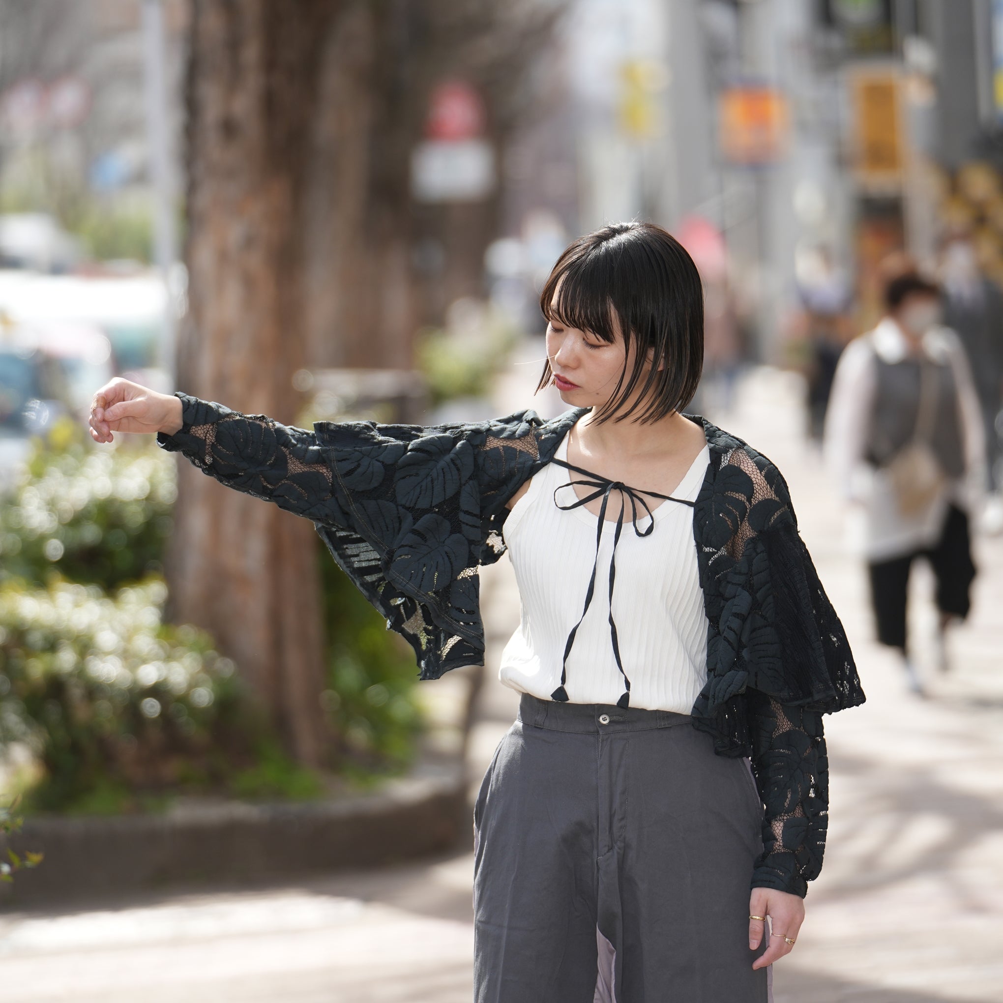 ボタニカルレースボレロ – Wht/Blk | REHERSALL