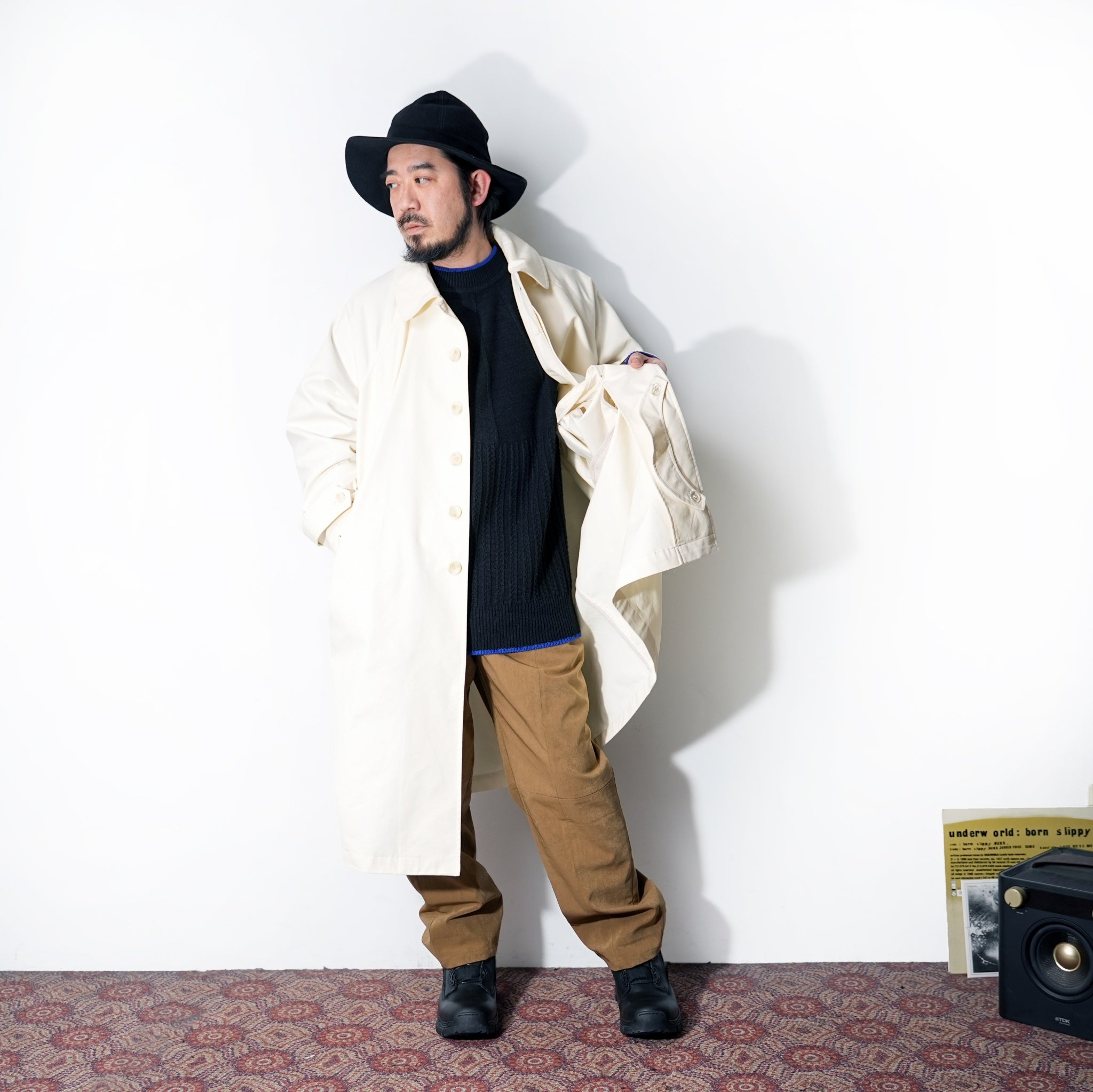 Graves_Bal Collar Coat – Offwhite / Beige / Charcoal / Black | KELEN MEN