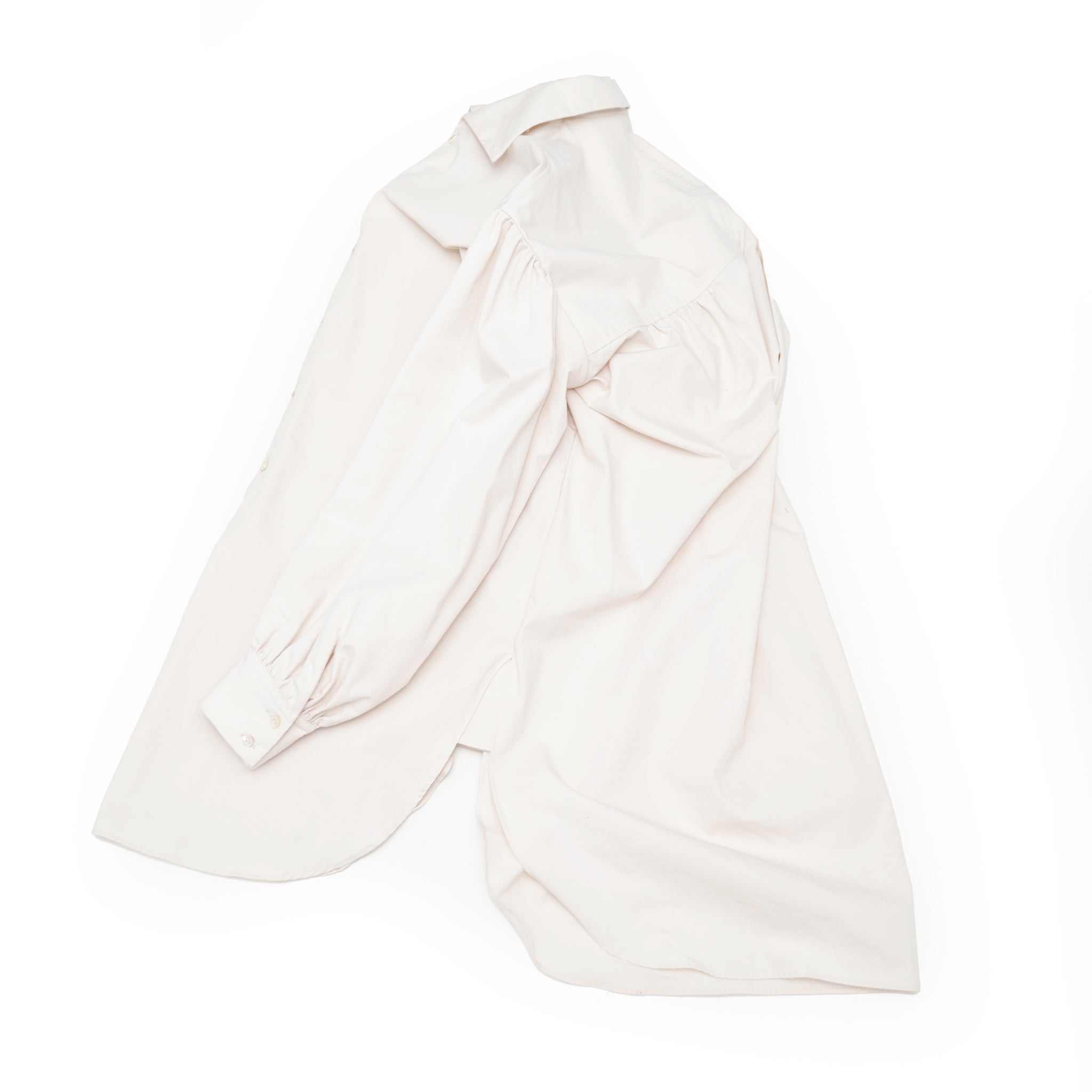 Balloon sleeves over shirt –  Beige | PHABLIC × KAZUI