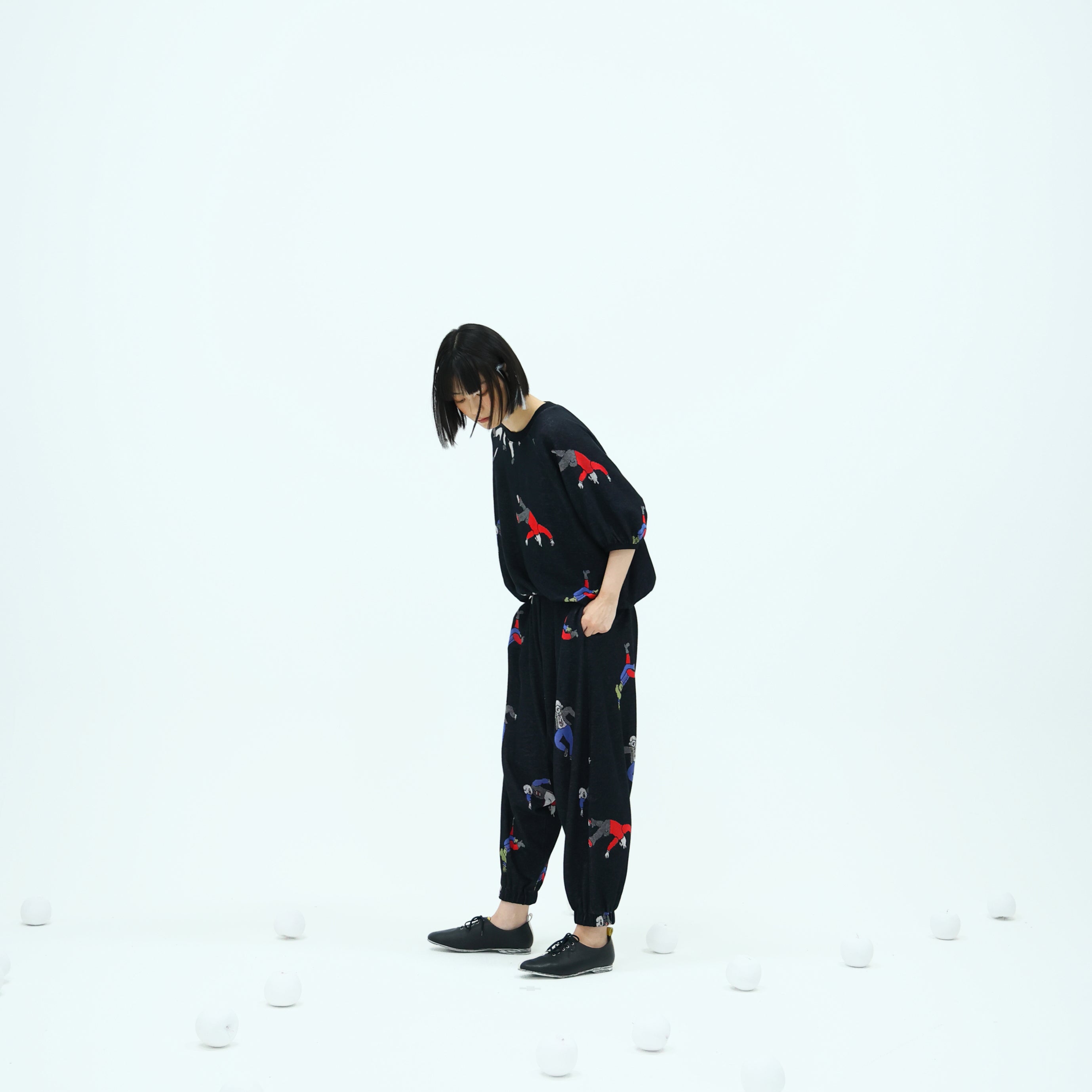 No:bsd23SS-22 | Name:Dance balloon T-shirt | Color:Black【BEDSIDEDRAMA_ベッドサイドドラマ】