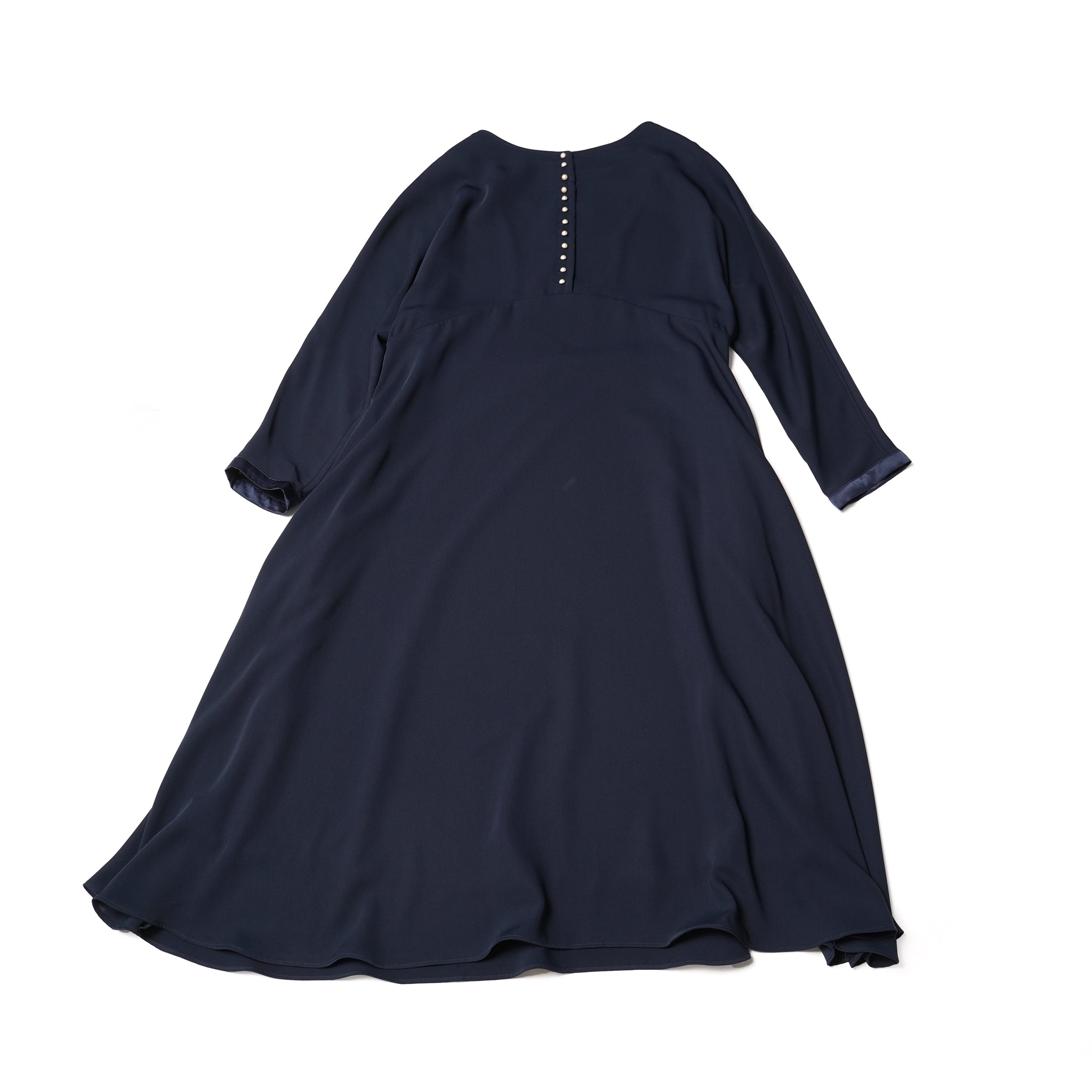 WHT22FOP4009 | Pearl button flare dress | Color:Black/Navy【WHYTO_ホワイト】